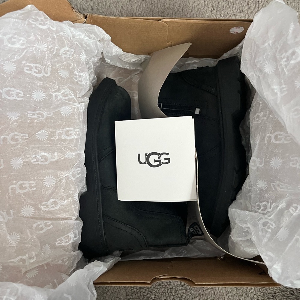 Girls Uggs, black leather